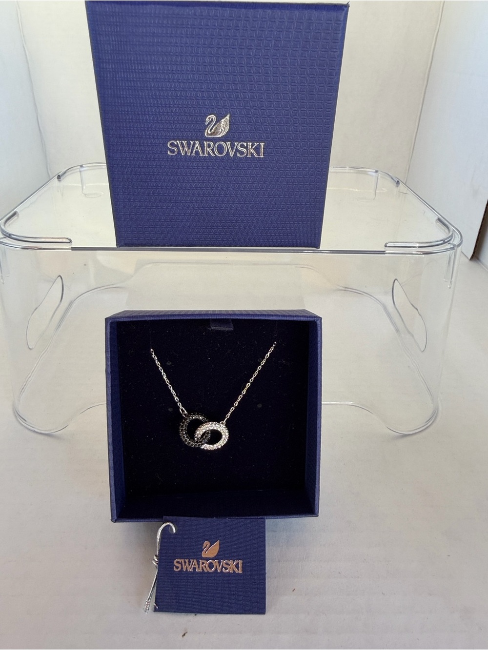 Swarovski Silver and Black Interlocking Circle Necklace NWT